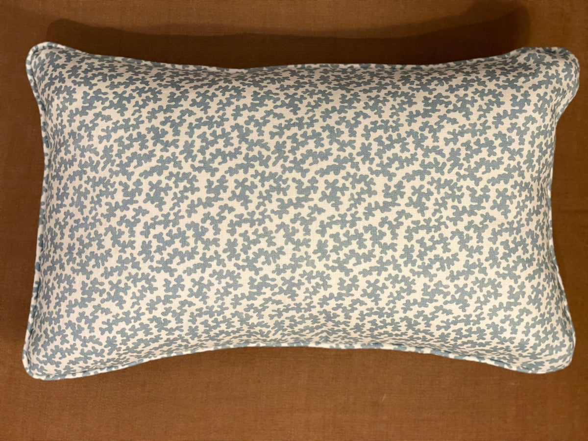 Lumbar Cushion in Seaweed Linen