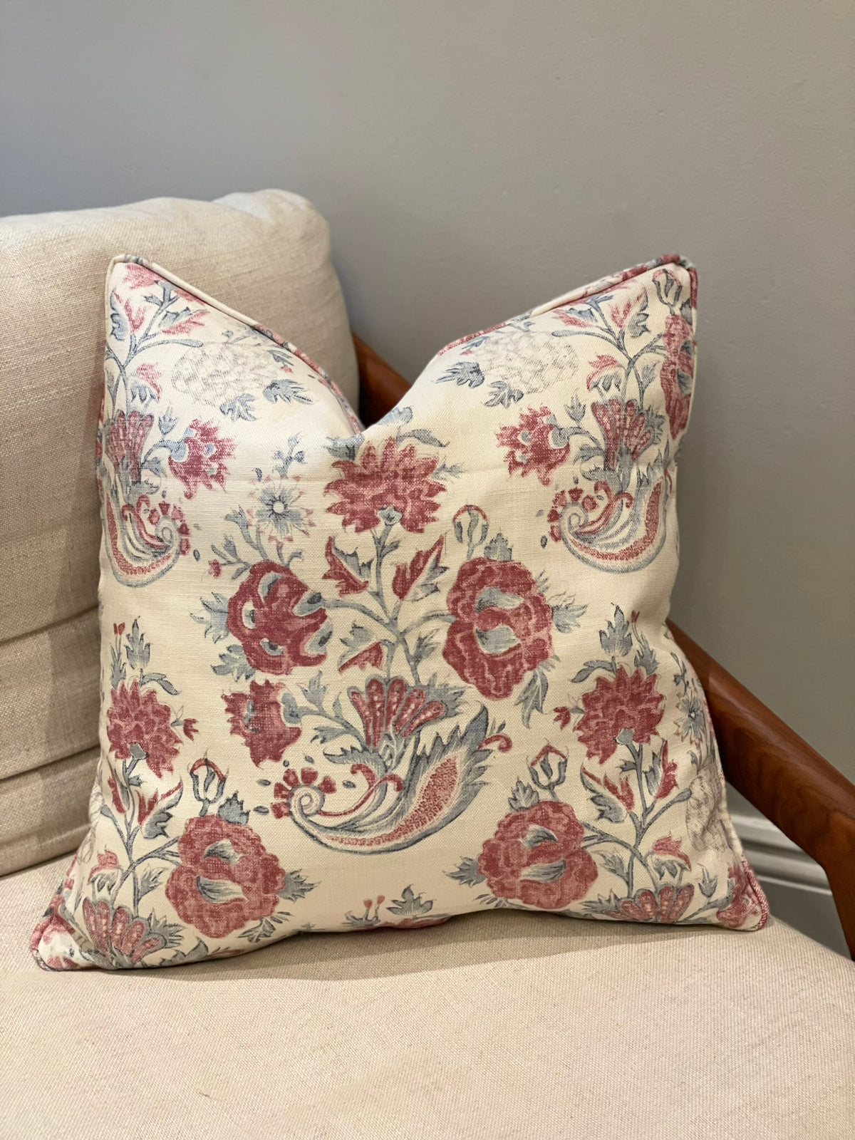 Cushion in Cornucopia